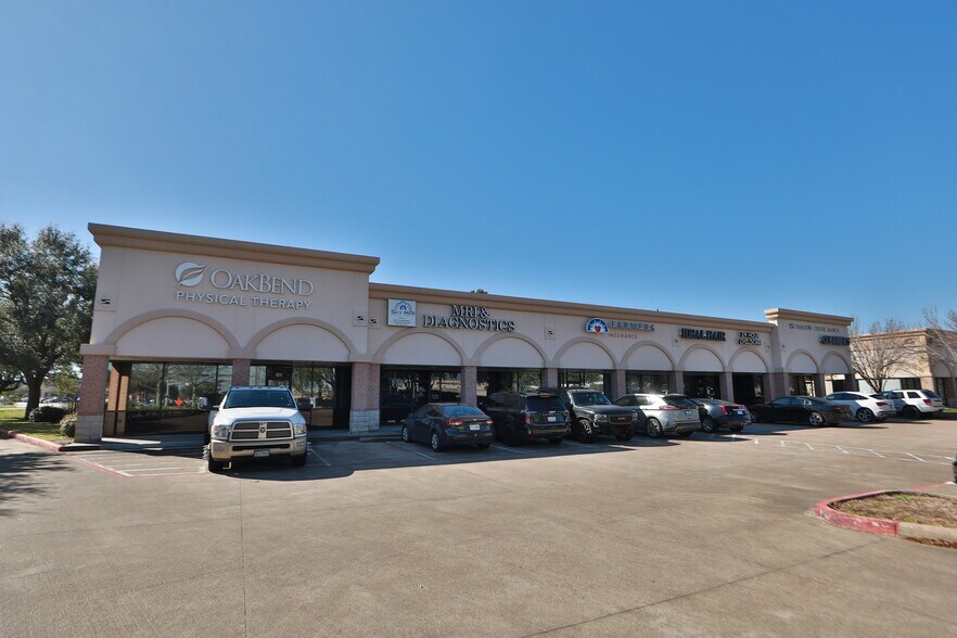 11711 Shadow Creek Pky, Pearland, TX for lease - Building Photo - Image 1 of 56