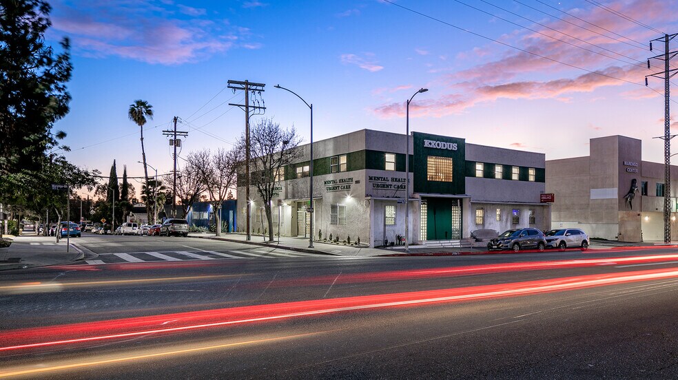 1051 Kingston Ave, Los Angeles, CA for sale - Primary Photo - Image 1 of 9
