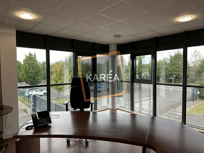 Location Bureaux 275 m² à 1 650 m²