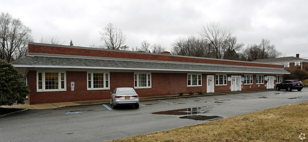 70 Chestnut Ridge Rd, Montvale, NJ for sale - Primary Photo - Image 1 of 1