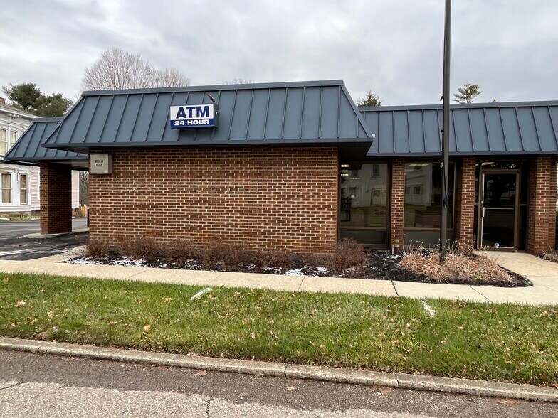 12 Main, Croton, OH 43013