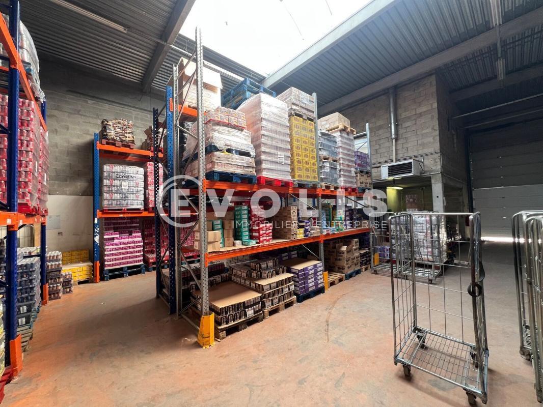 Flex in Collegien for lease Building Photo- Image 1 of 6