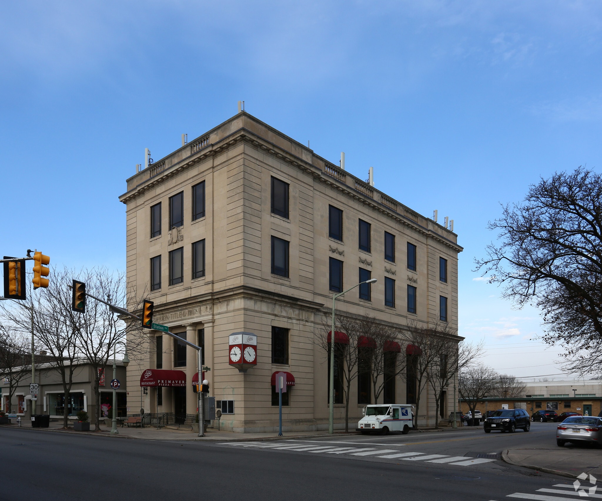 7 E Lancaster Ave, Ardmore, PA for sale Primary Photo- Image 1 of 1