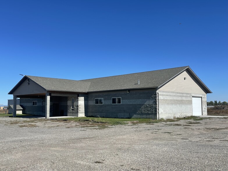 579 E 3000 N, Rexburg, ID for sale - Primary Photo - Image 1 of 1