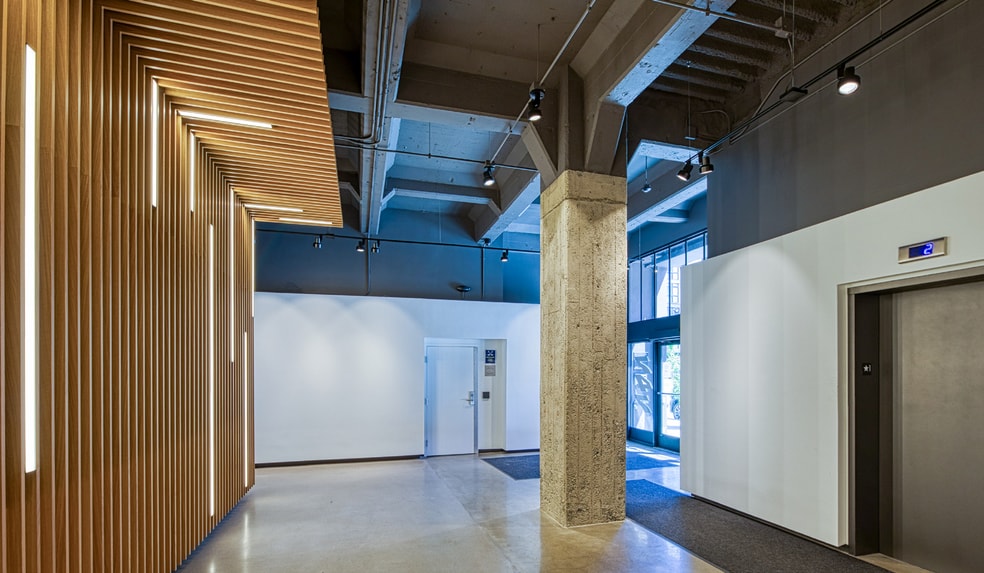 747 Front St, San Francisco, CA for lease - Lobby - Image 2 of 11