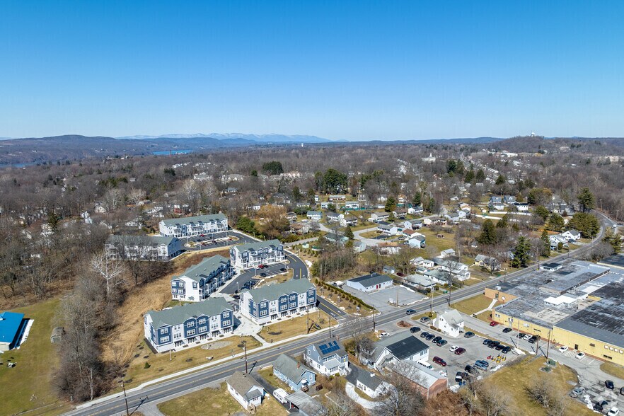 35 Violet Ave, Poughkeepsie, NY for lease - Aerial - Image 2 of 2