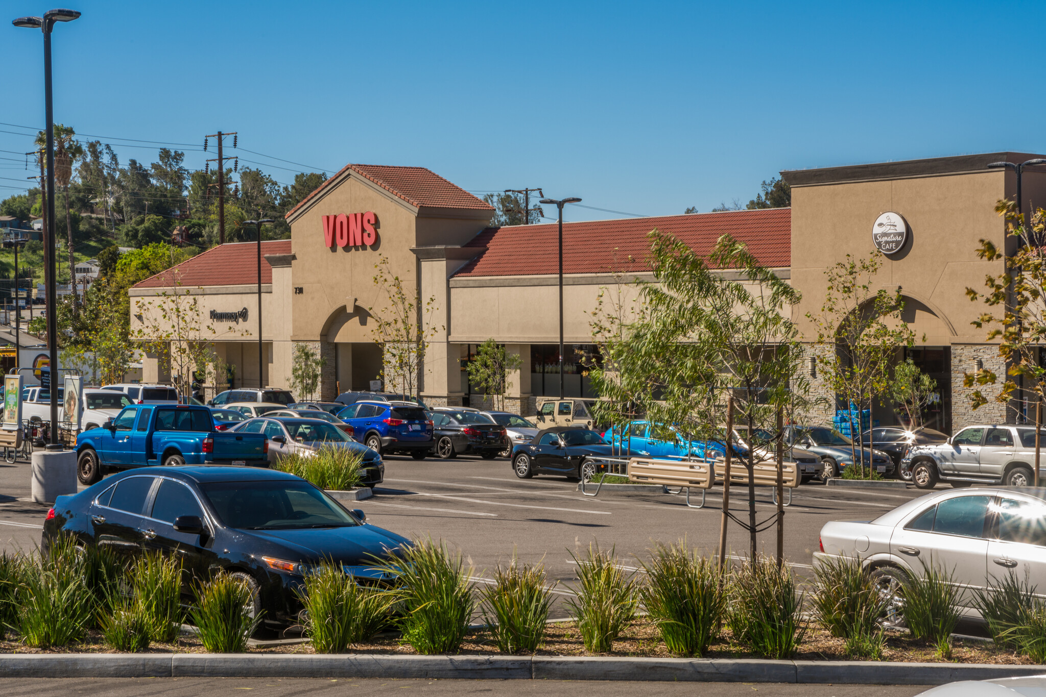 7311 N Figueroa St, Los Angeles, CA for lease Building Photo- Image 1 of 18