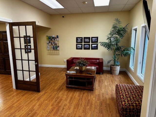 1135 W Governor Rd, Hummelstown, PA for sale - Building Photo - Image 3 of 5