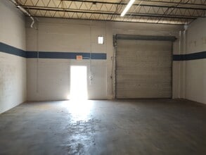 2700 23rd St N, Saint Petersburg, FL for lease Interior Photo- Image 2 of 10