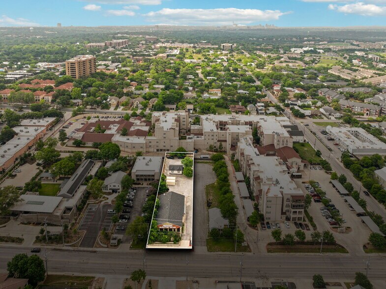 202 W Sunset Rd, San Antonio, TX for sale - Building Photo - Image 1 of 11