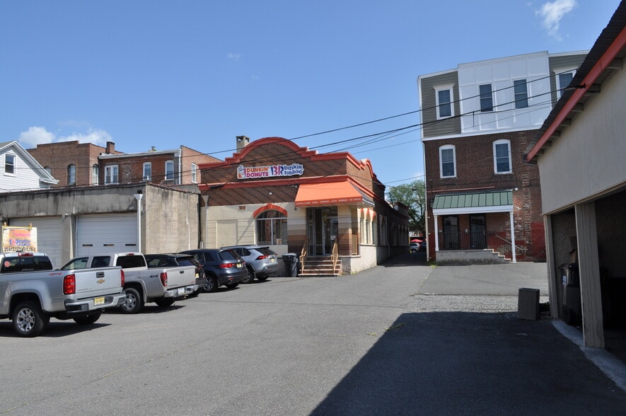 19 W Main St, Somerville, NJ for sale - Building Photo - Image 2 of 20