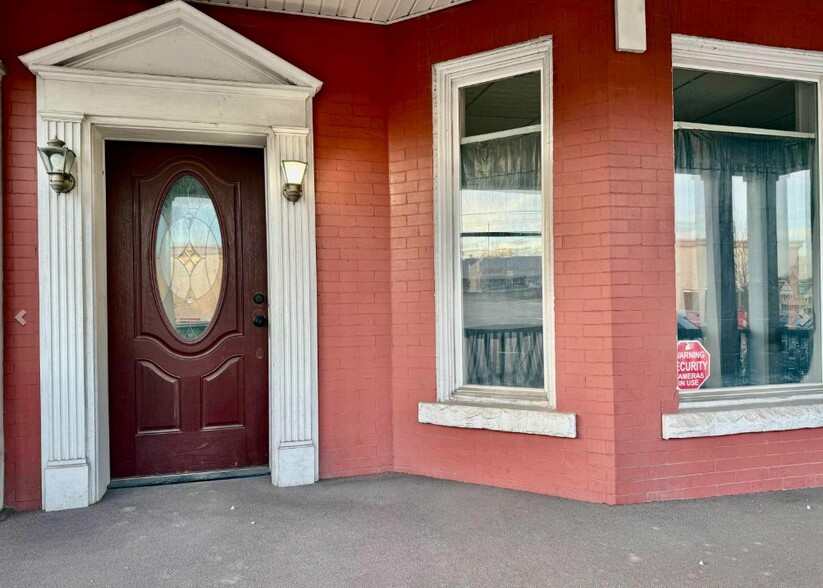 321 & 321 1/2 Fairmont Ave, Fairmont, WV for sale - Building Photo - Image 2 of 4