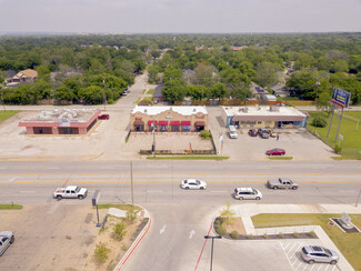 More details for 3501 E Berry St, Fort Worth, TX - Retail for Sale