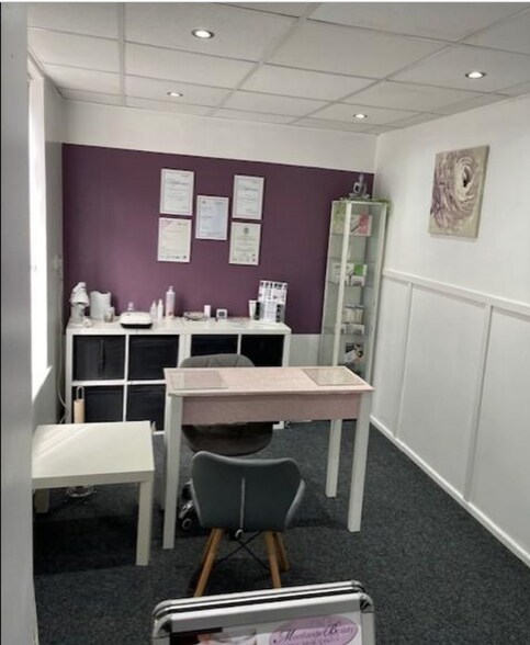 33A-33 High St, Stoke On Trent for sale - Interior Photo - Image 3 of 6