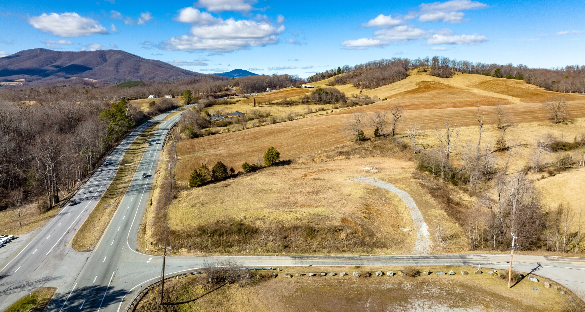 & Taylors Road 691, Boones Mill, VA for sale Building Photo- Image 1 of 3