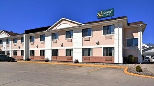 3251 30th Ave S, Grand Forks, ND for sale Primary Photo- Image 1 of 1