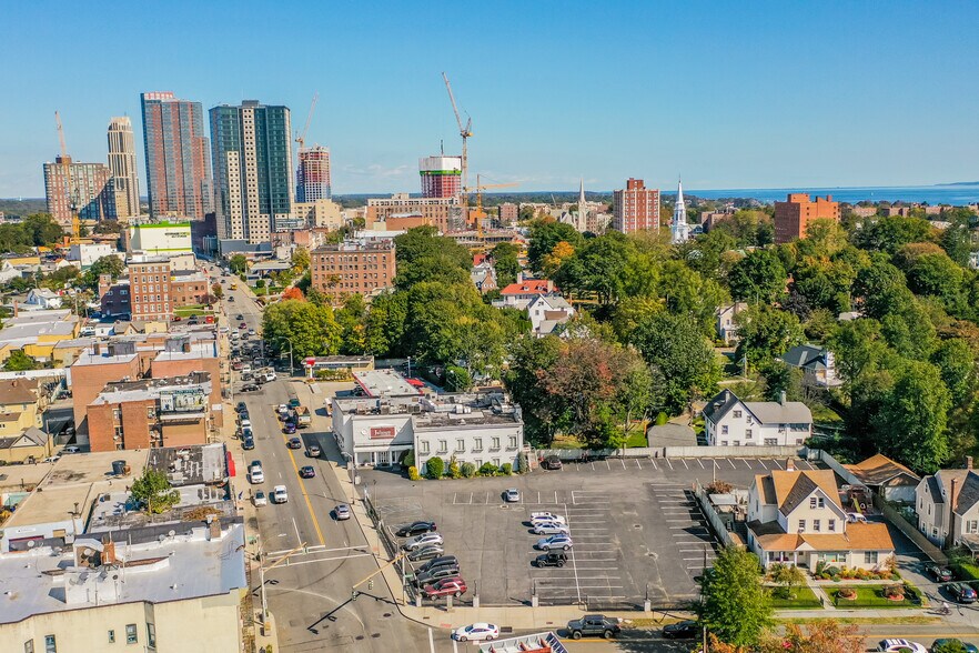 700 Main St, New Rochelle, NY for sale - Building Photo - Image 2 of 7