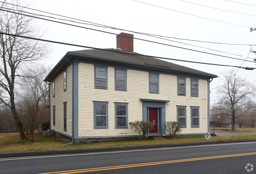 85 Bridge Rd, Haddam, CT for sale - Primary Photo - Image 1 of 1