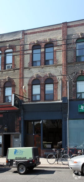 134-138 Ossington Ave, Toronto, ON for lease - Building Photo - Image 3 of 3