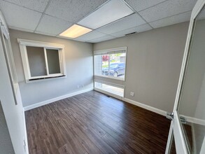 142 Glynbrook St N, Keizer, OR for lease Interior Photo- Image 1 of 24