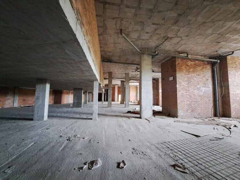 Retail in Alzira for sale - Building Photo - Image 3 of 28