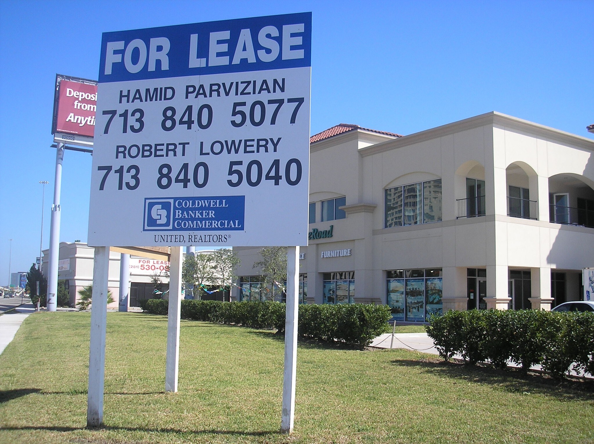 30053115 W Loop 610, Houston, TX 77027 West Loop Plaza