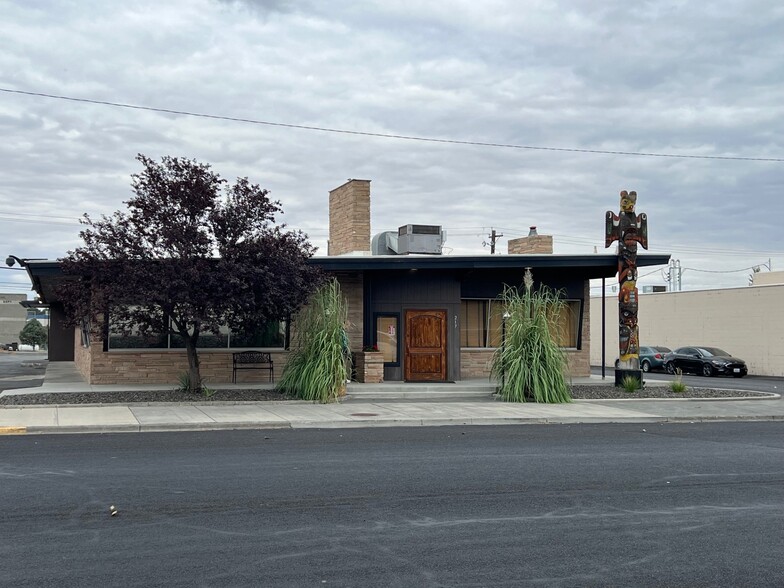 217 N Elder St, Moses Lake, WA for sale - Building Photo - Image 1 of 20