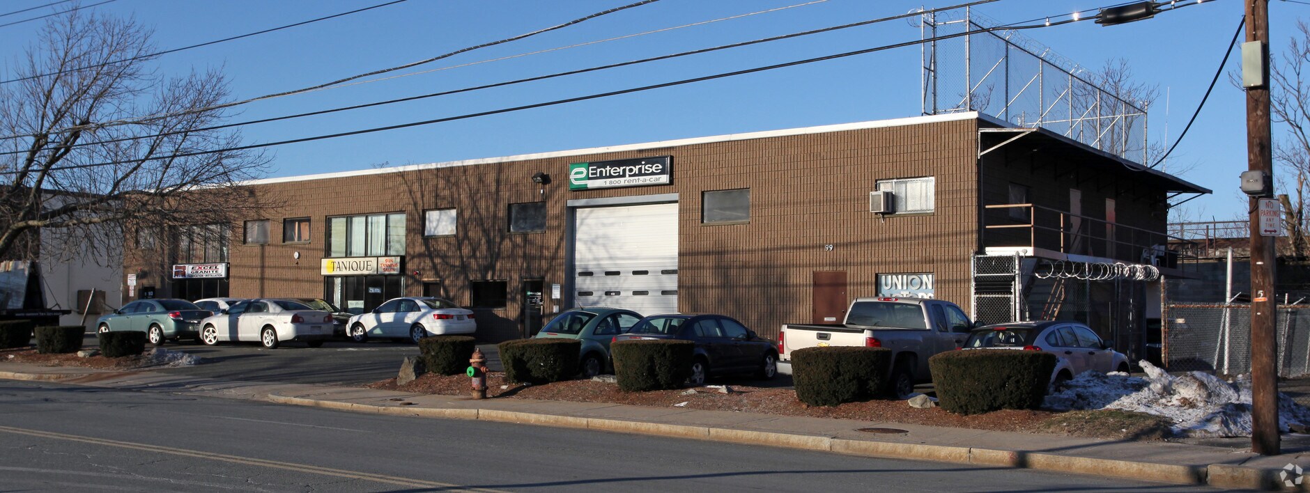 99103 Commercial St, Malden, MA 02148