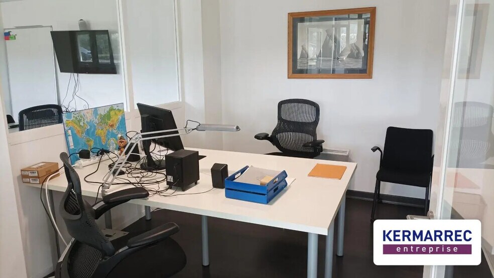 Office in Nantes for lease - Building Photo - Image 2 of 7