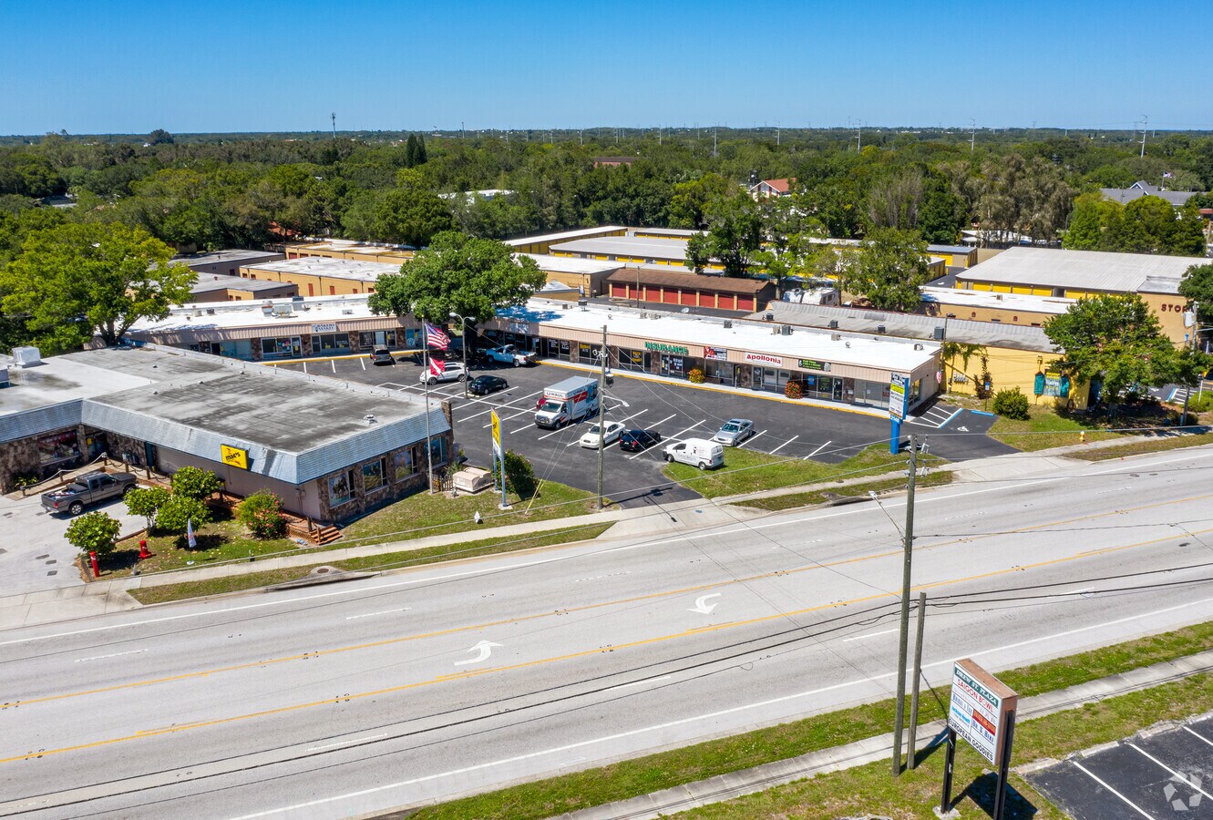 2140 Drew St, Clearwater, FL 33765