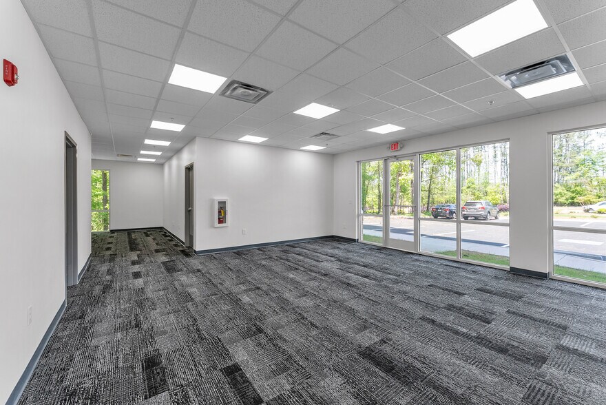 813 Jonesboro Rd, Mcdonough, GA for lease - Primary Photo - Image 1 of 4