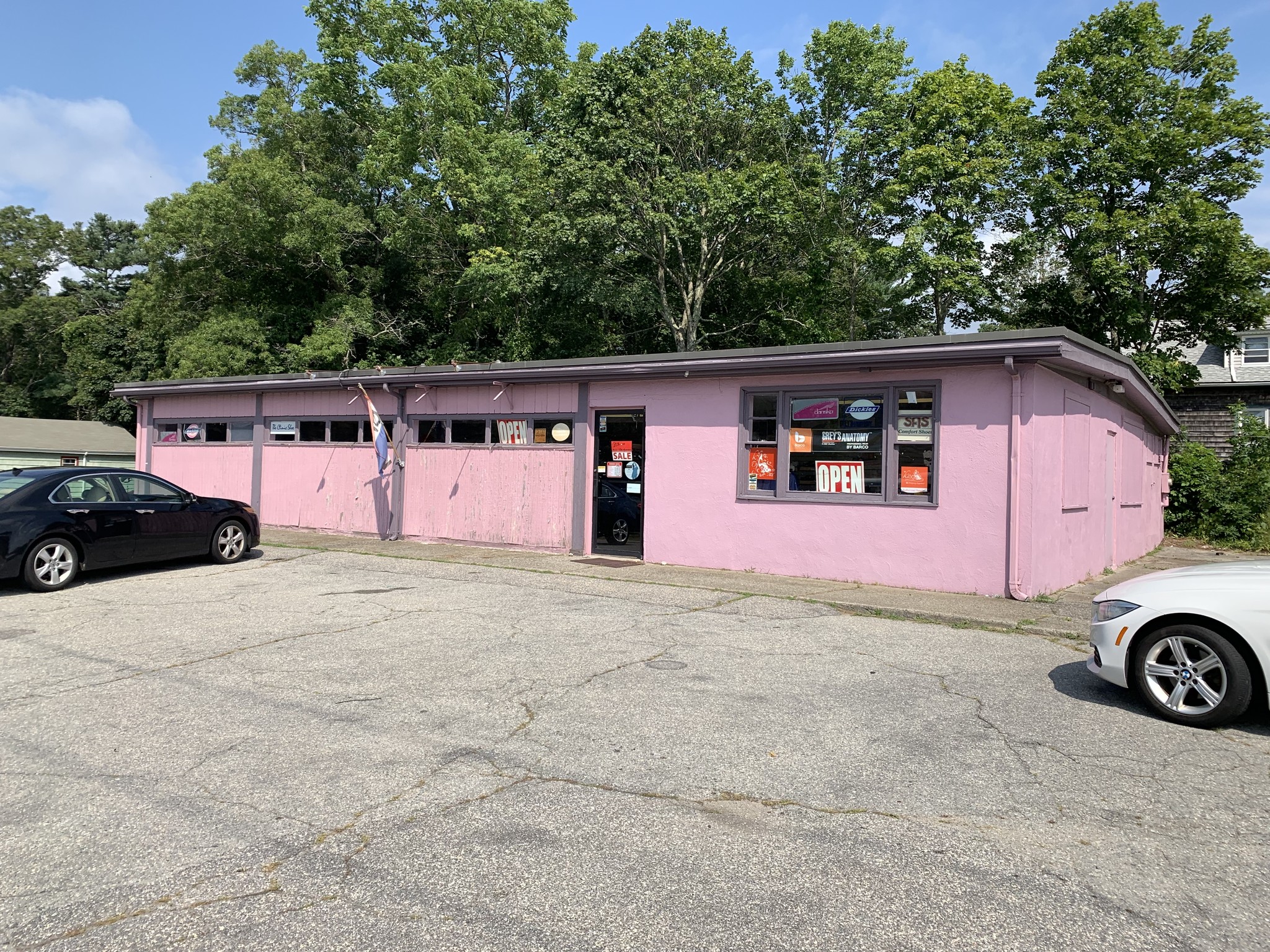 832 State Rd, Dartmouth, MA for sale Primary Photo- Image 1 of 1