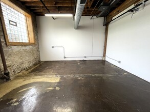 2130-2140 W Fulton St, Chicago, IL for lease Interior Photo- Image 2 of 4