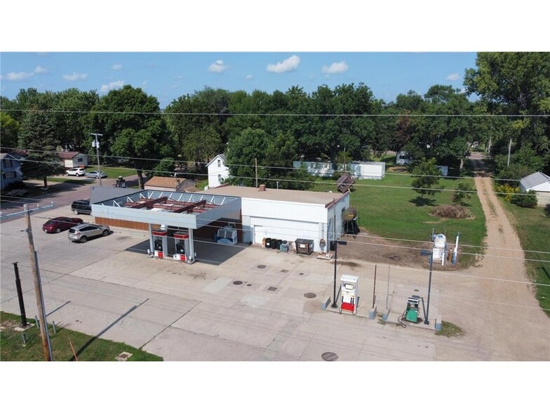 891 1st Ave, Heron Lake, MN 56137