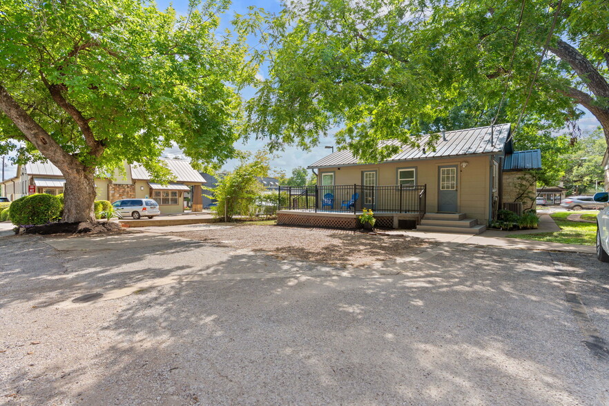 4407 Medical Pkwy, Austin, TX for sale - Building Photo - Image 3 of 13