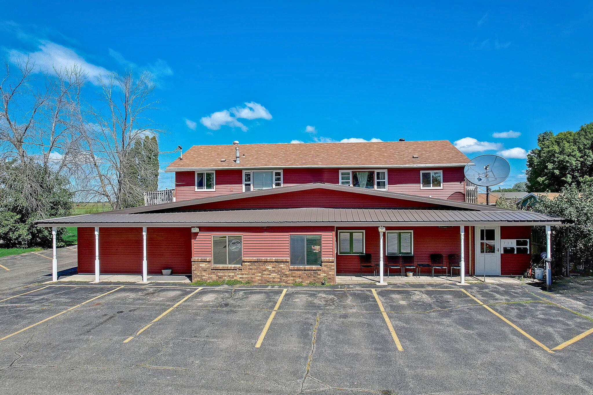 711 W Racine St, Jefferson, WI for sale Building Photo- Image 1 of 42