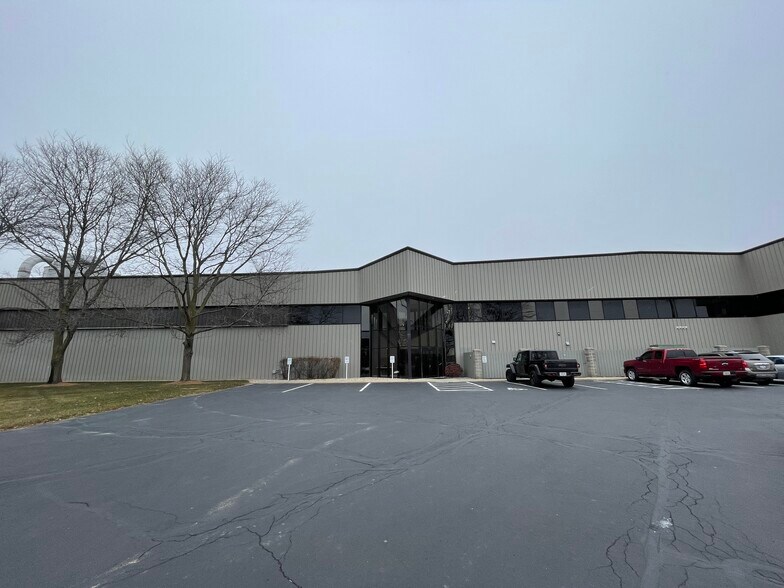 745 S Bird St, Sun Prairie, WI 53590