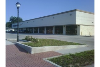 More details for 200-201 N Main St, Sweeny, TX - Retail for Lease