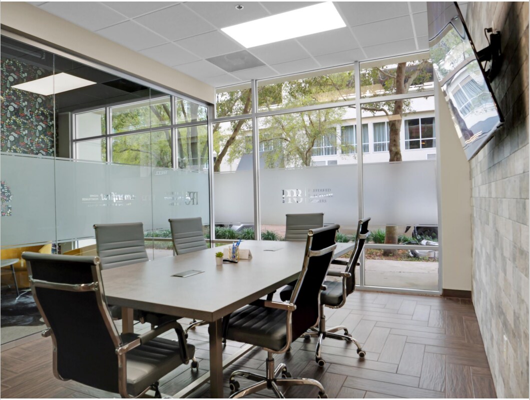 101 S Eola Dr, Orlando, FL 32801 - Unit 103 - - Interior Photo - Image 1 of 8