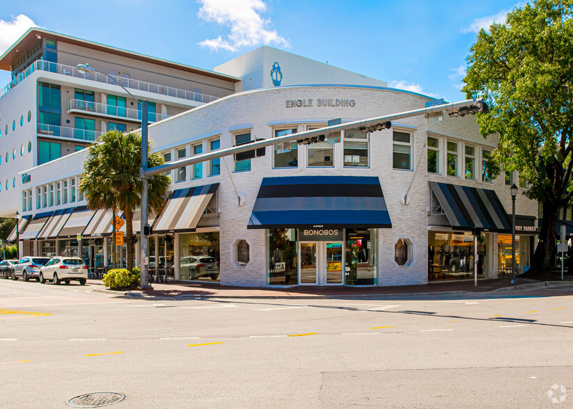 2980-3000 McFarlane Rd, Coconut Grove, FL for lease - Building Photo - Image 1 of 9