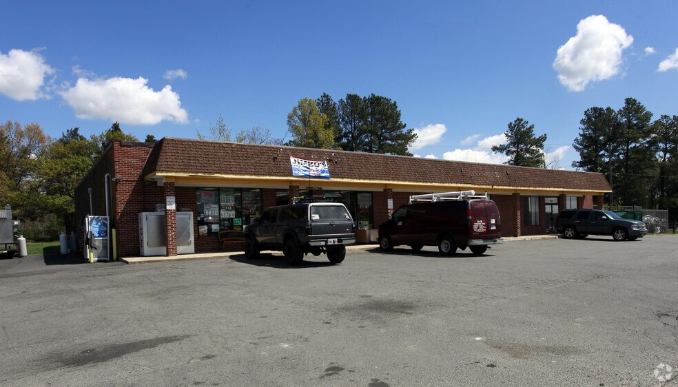 43112 John Mosby Hwy, Chantilly, VA for sale - Primary Photo - Image 1 of 1