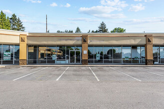 700-780 Ocean Beach Hwy, Longview, WA for lease Building Photo- Image 2 of 7