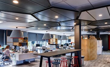 1934 The Yard, 2 Exploration Dr, Leicester for lease Interior Photo- Image 2 of 6