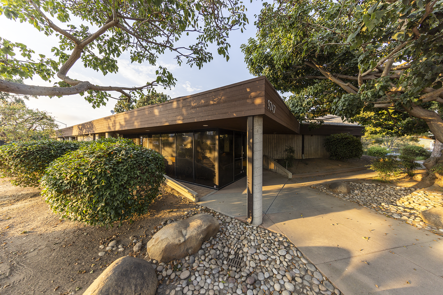 9747 Olson Dr, San Diego, CA for lease - Building Photo - Image 2 of 4