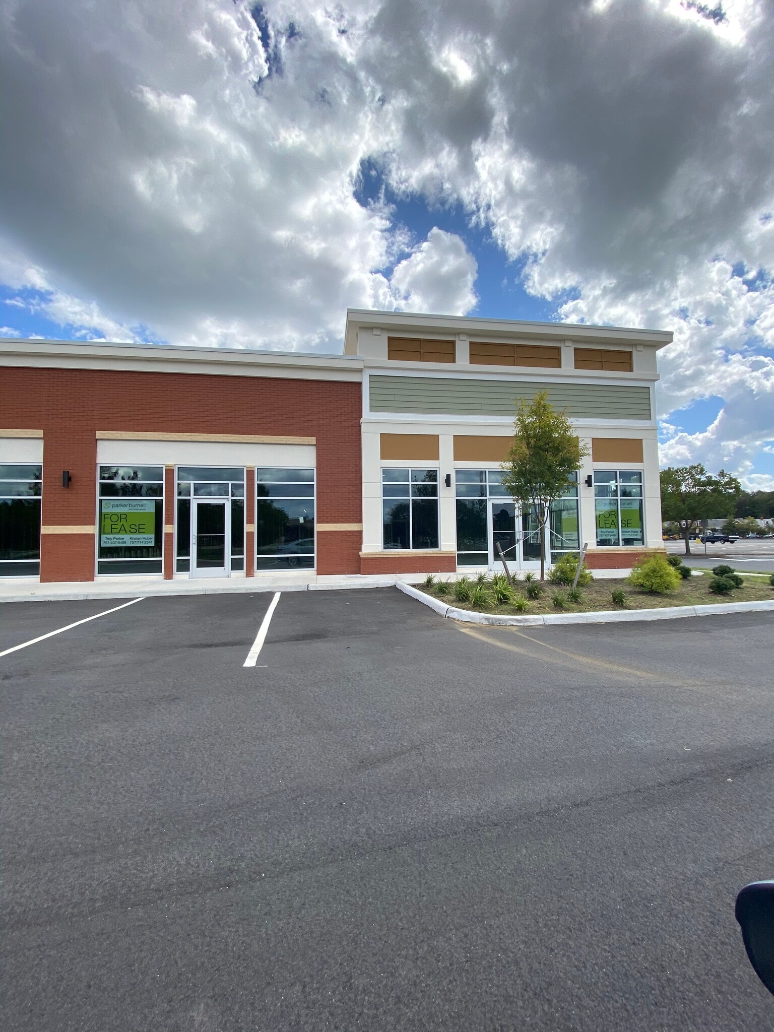 632 Grassfield Pky, Chesapeake, VA 23322 Cahoon Commons