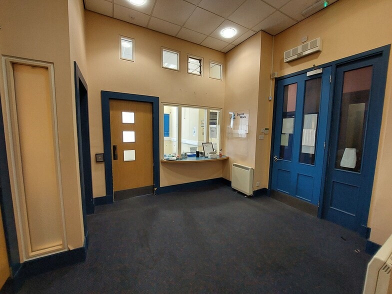 208 High St, Montrose for sale - Building Photo - Image 3 of 3