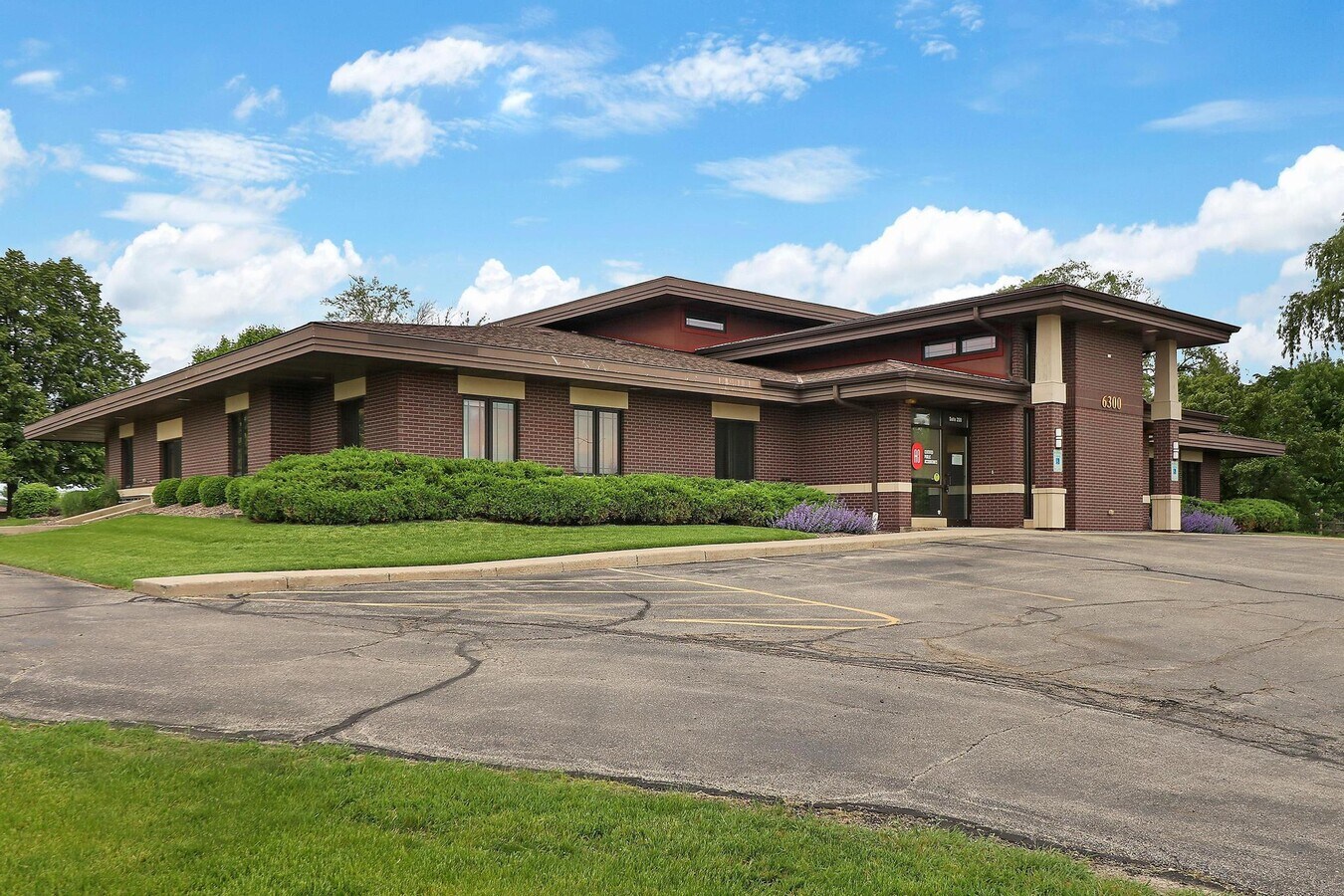 6300-76th-st-kenosha-wi-53142-loopnet