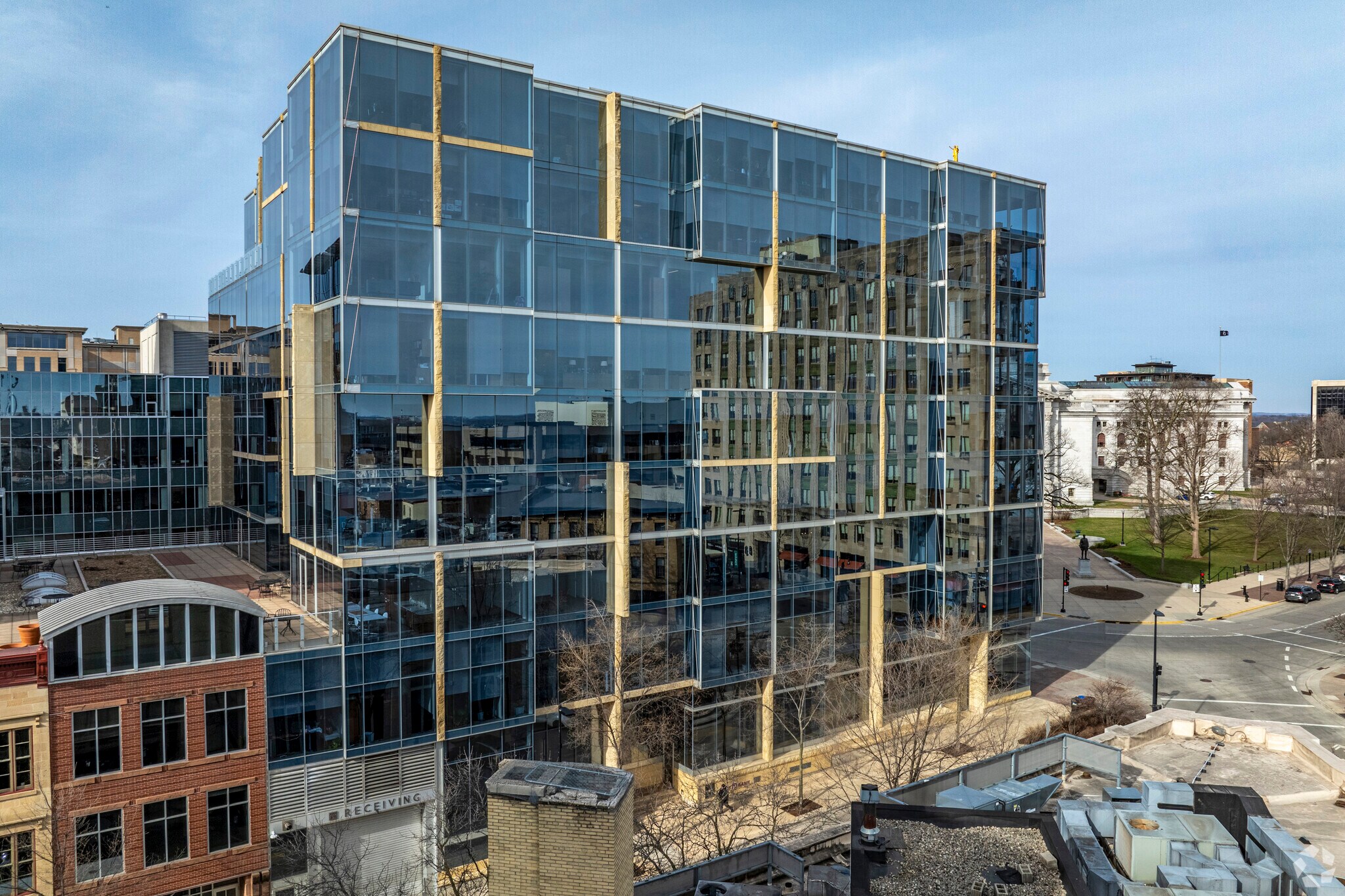 33 E Main St, Madison, WI for sale Primary Photo- Image 1 of 1