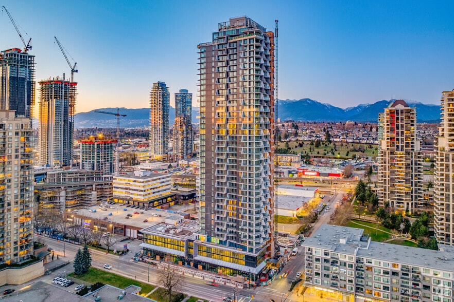 4277-4279 Dawson St, Burnaby, BC for sale - Primary Photo - Image 1 of 1