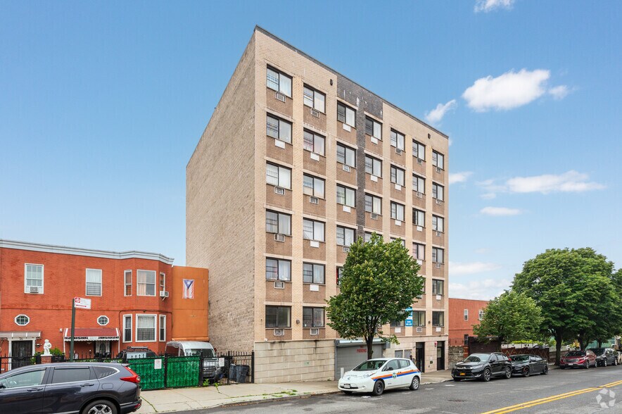 1081 Tiffany St, Bronx, NY for sale - Primary Photo - Image 1 of 1